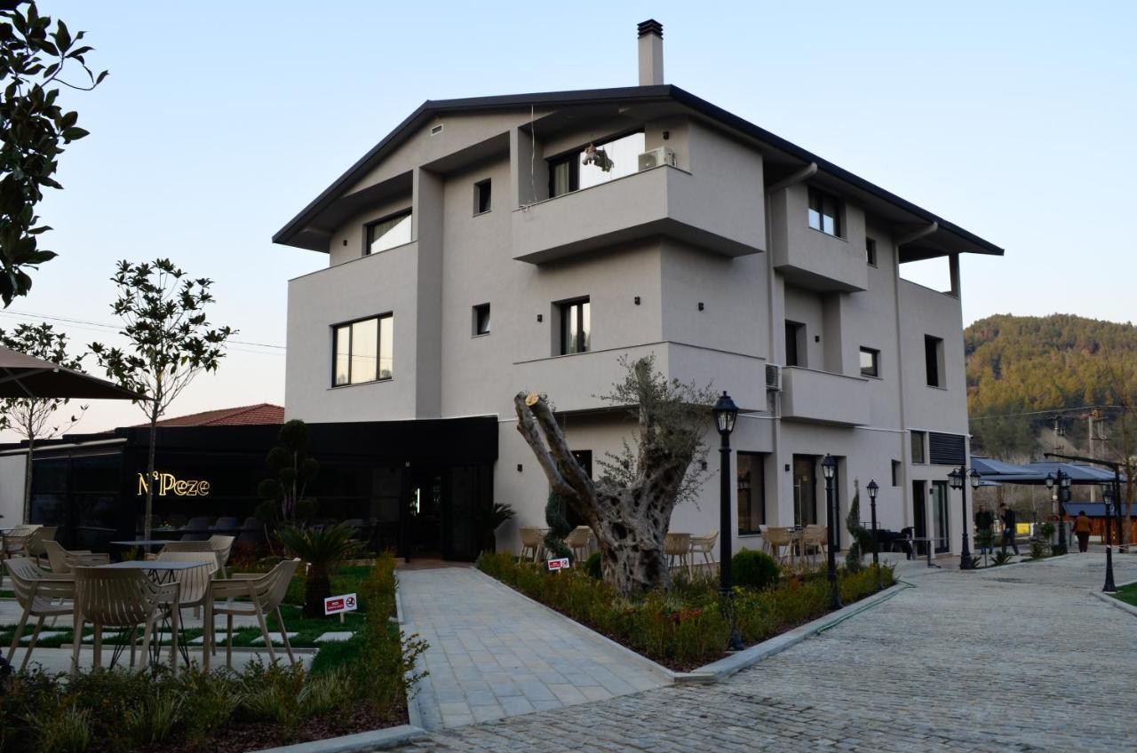 N'Peze Hotel Ljaknasi Exterior photo